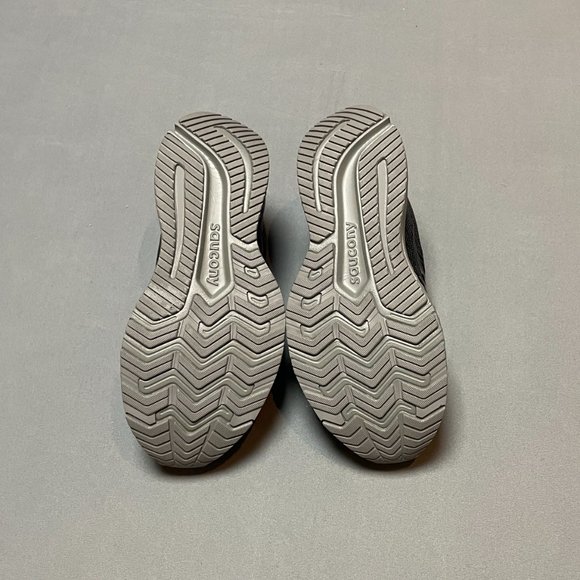 NIB Saucony Women's Guide 13 Running Shoes -- Blackout -- Size 6 - Picture 8 of 8